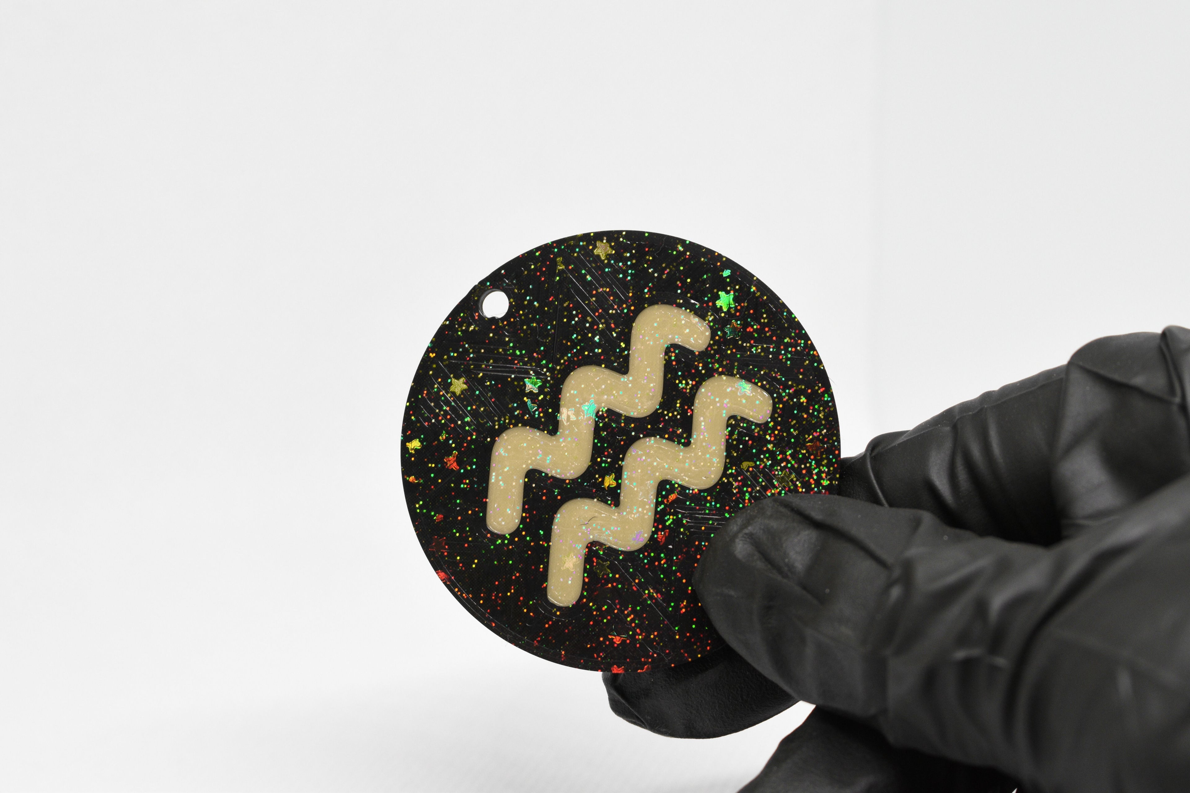 Astrological Zodiac - Aquarius Keychain