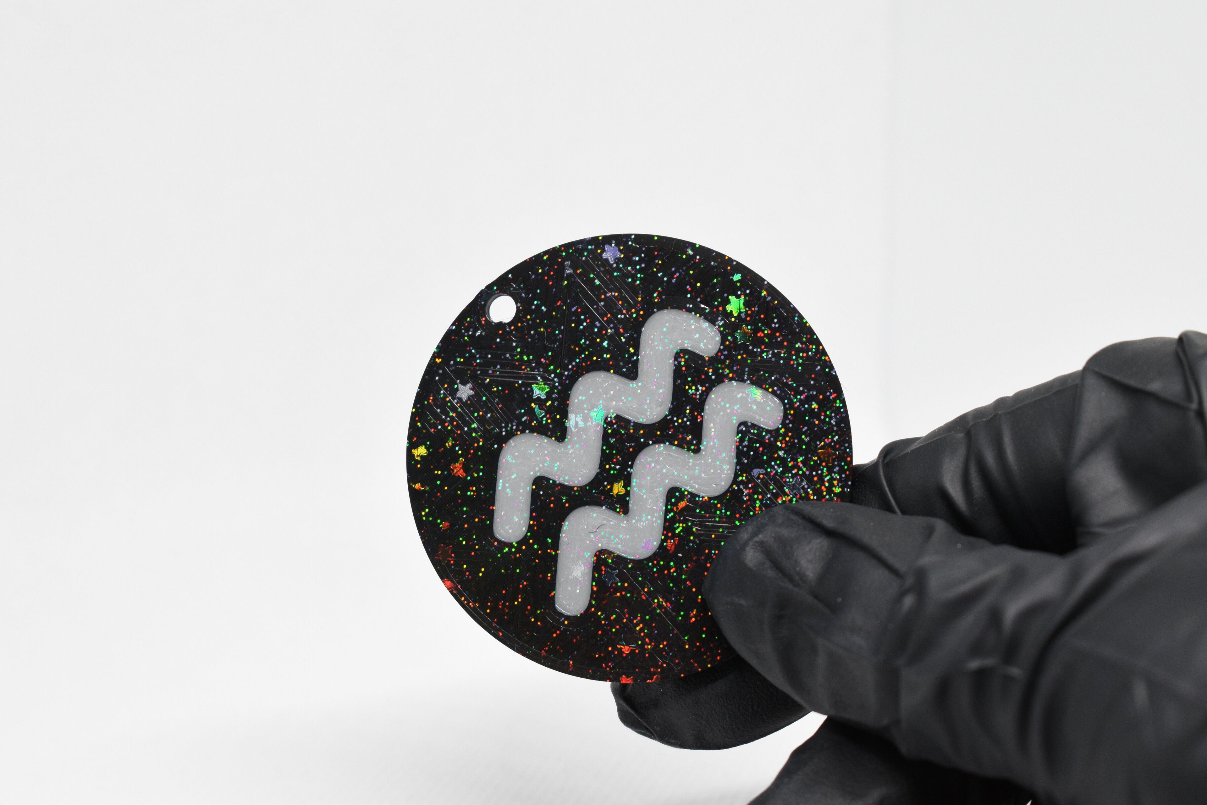 Astrological Zodiac - Aquarius Keychain