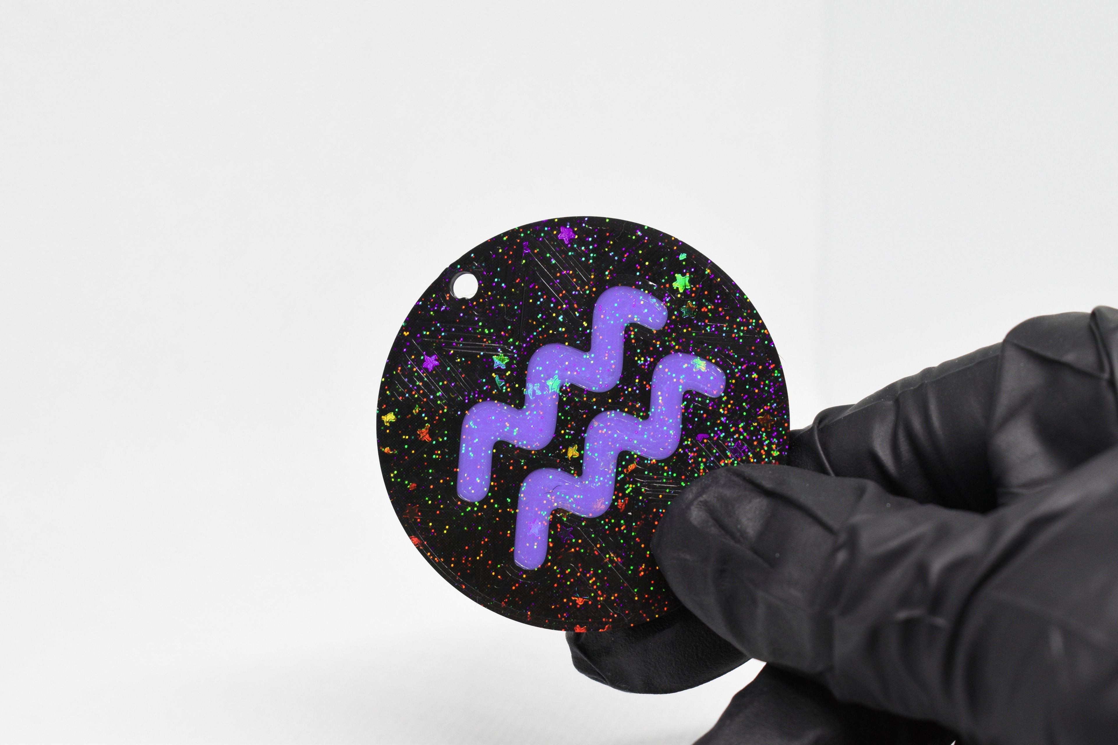 Astrological Zodiac - Aquarius Keychain