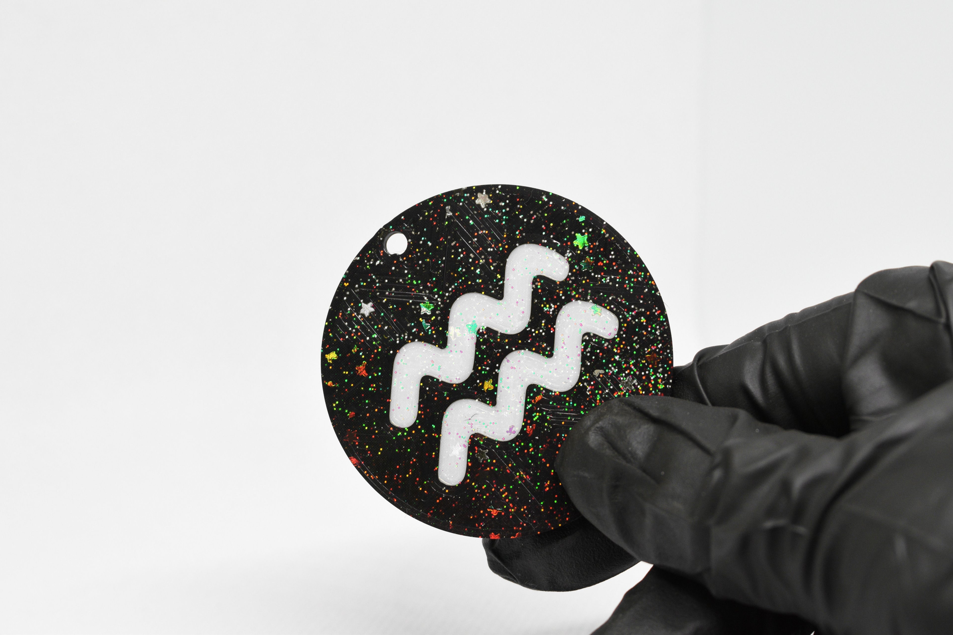 Astrological Zodiac - Aquarius Keychain