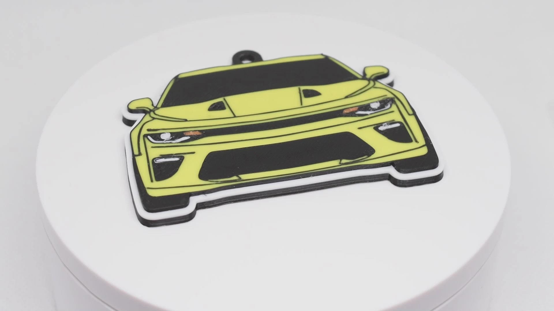 Pocket Motors Series – Camaro SS (6th Gen) | Aero‑Cut & Track‑Bred Mini Ride Keychain